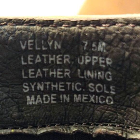 Women's Artisan by Zigi Vellyn Brown Suede Zipper Ankle Boots US Size 7.5M - Picture 7 of 7